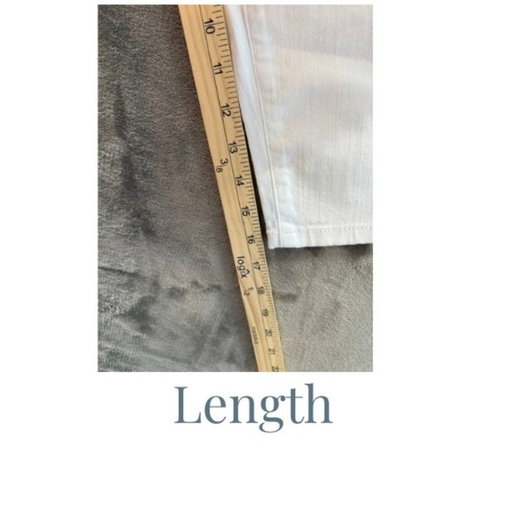 Gloria Vanderbilt Amanda White Slimming Capri Pants Womens 12 Average NWT - Picture 6 of 10